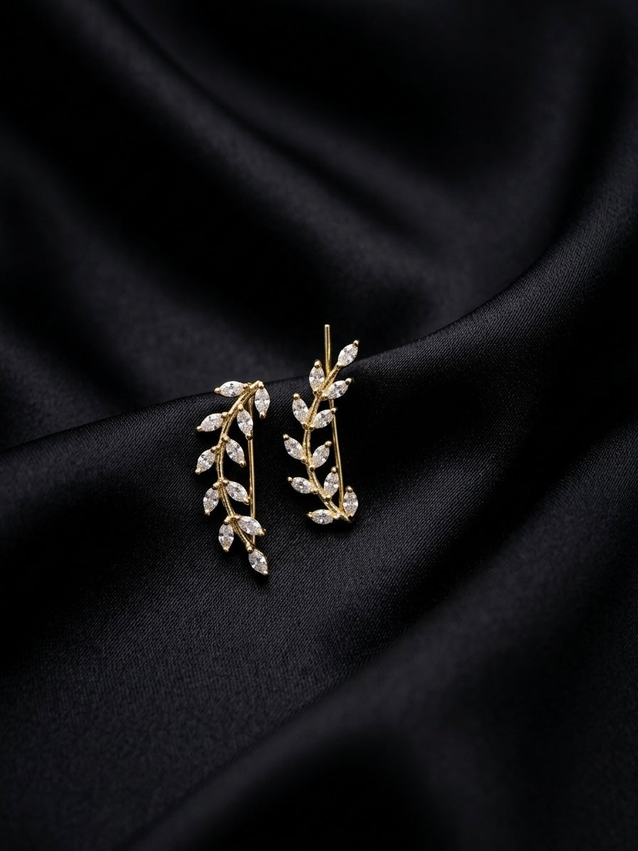 Vyshya Ear Cuff (small size)
