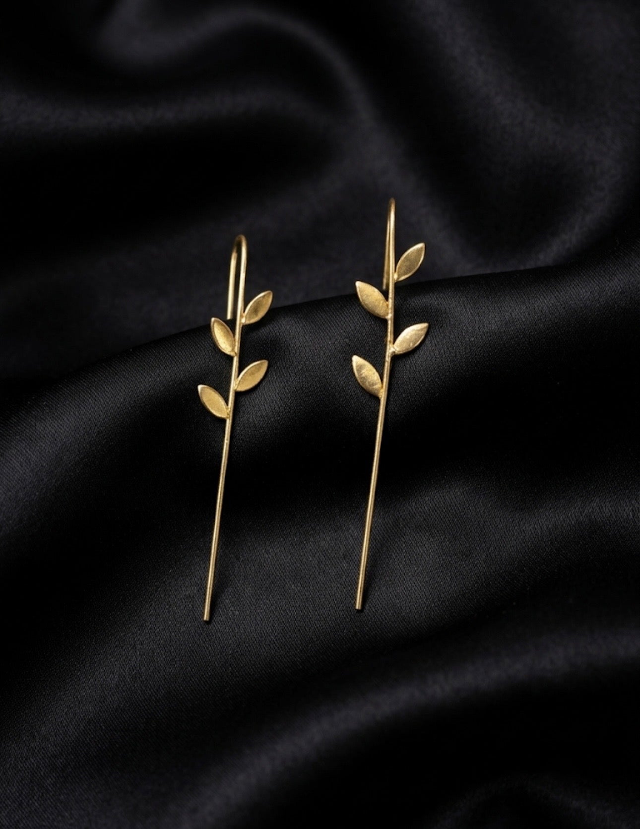 Kani Ear Cuff