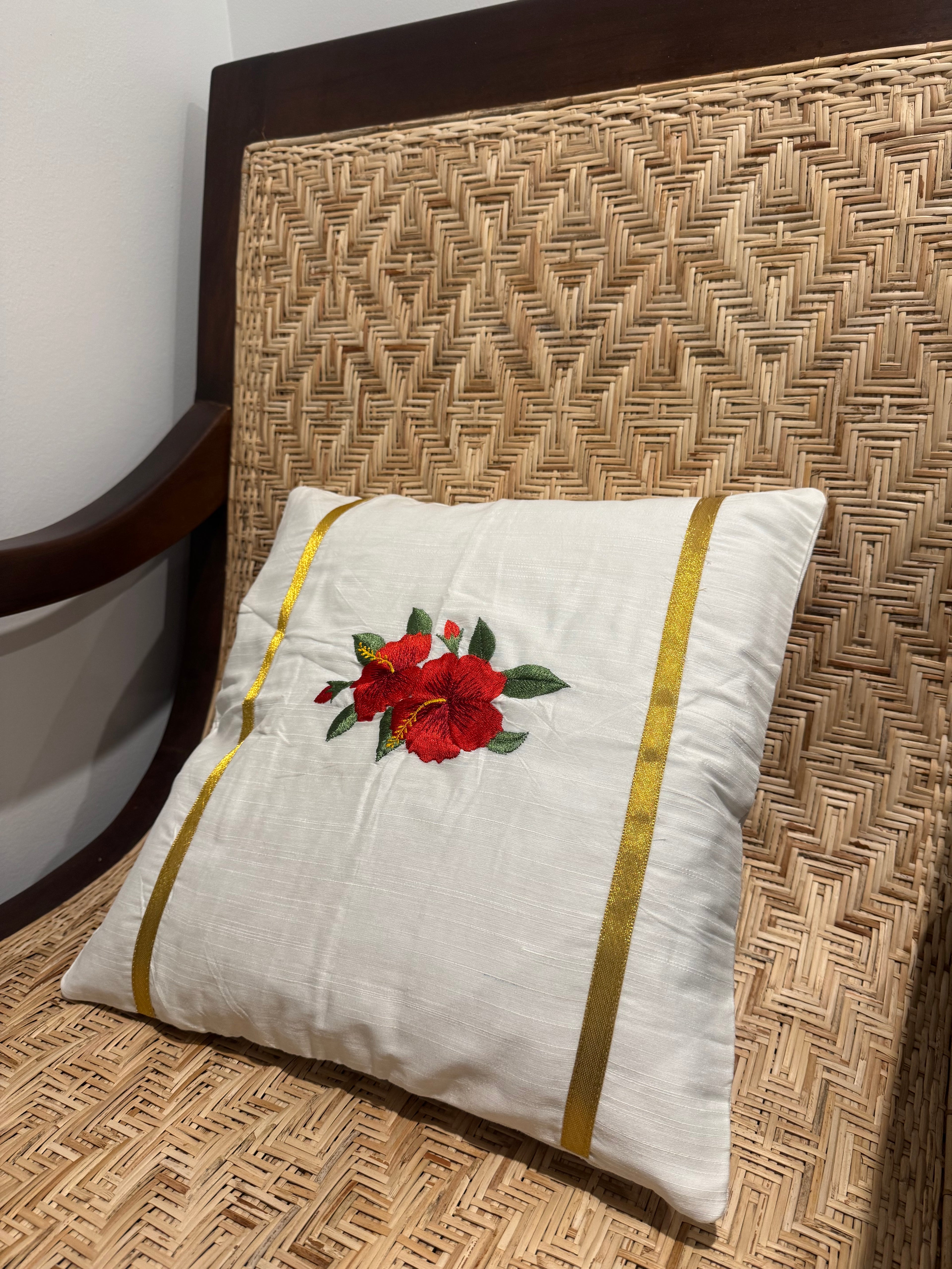 Onam themed cushion cover