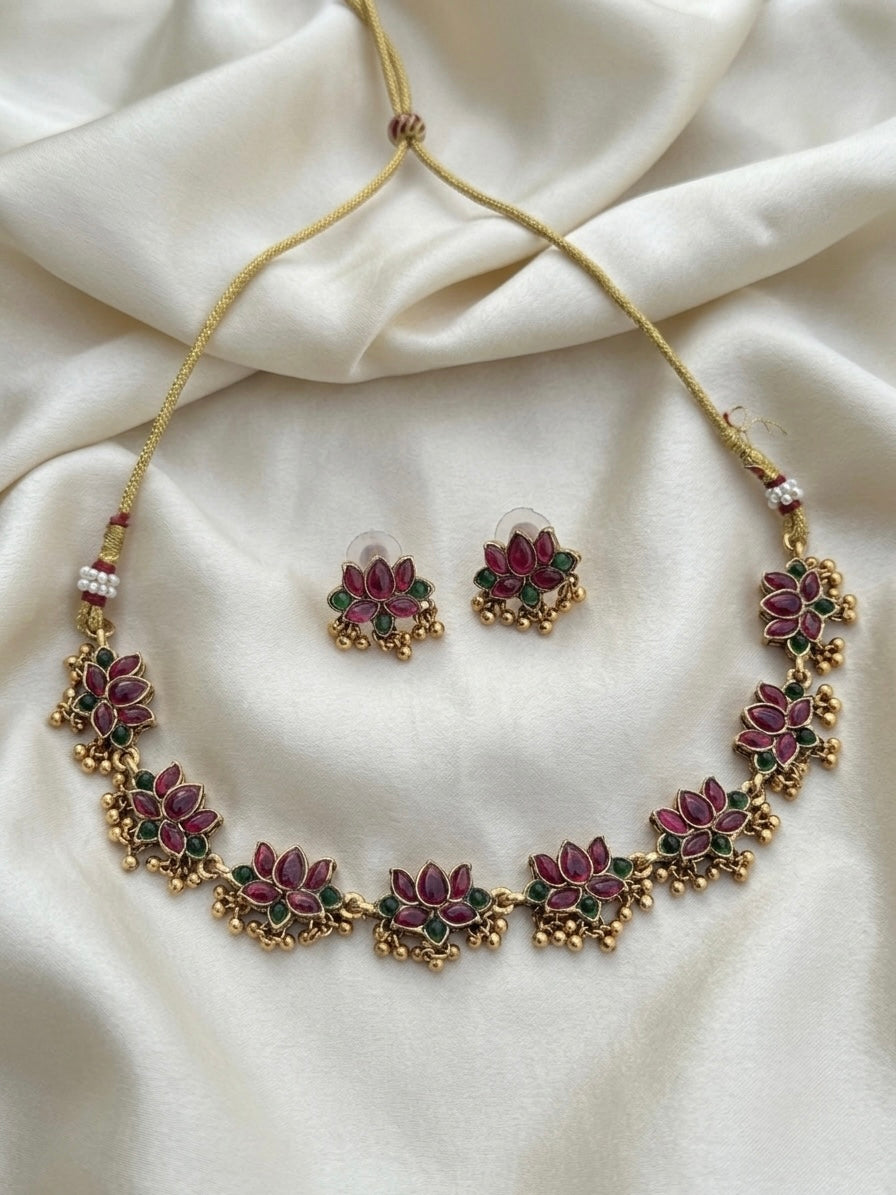Tamara inspired necklace
