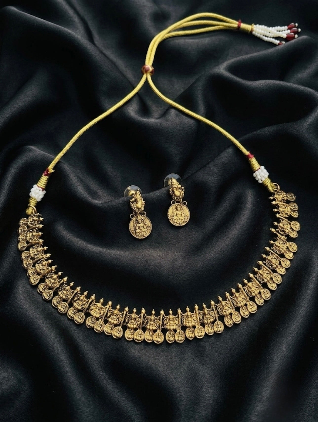 Teertha necklace