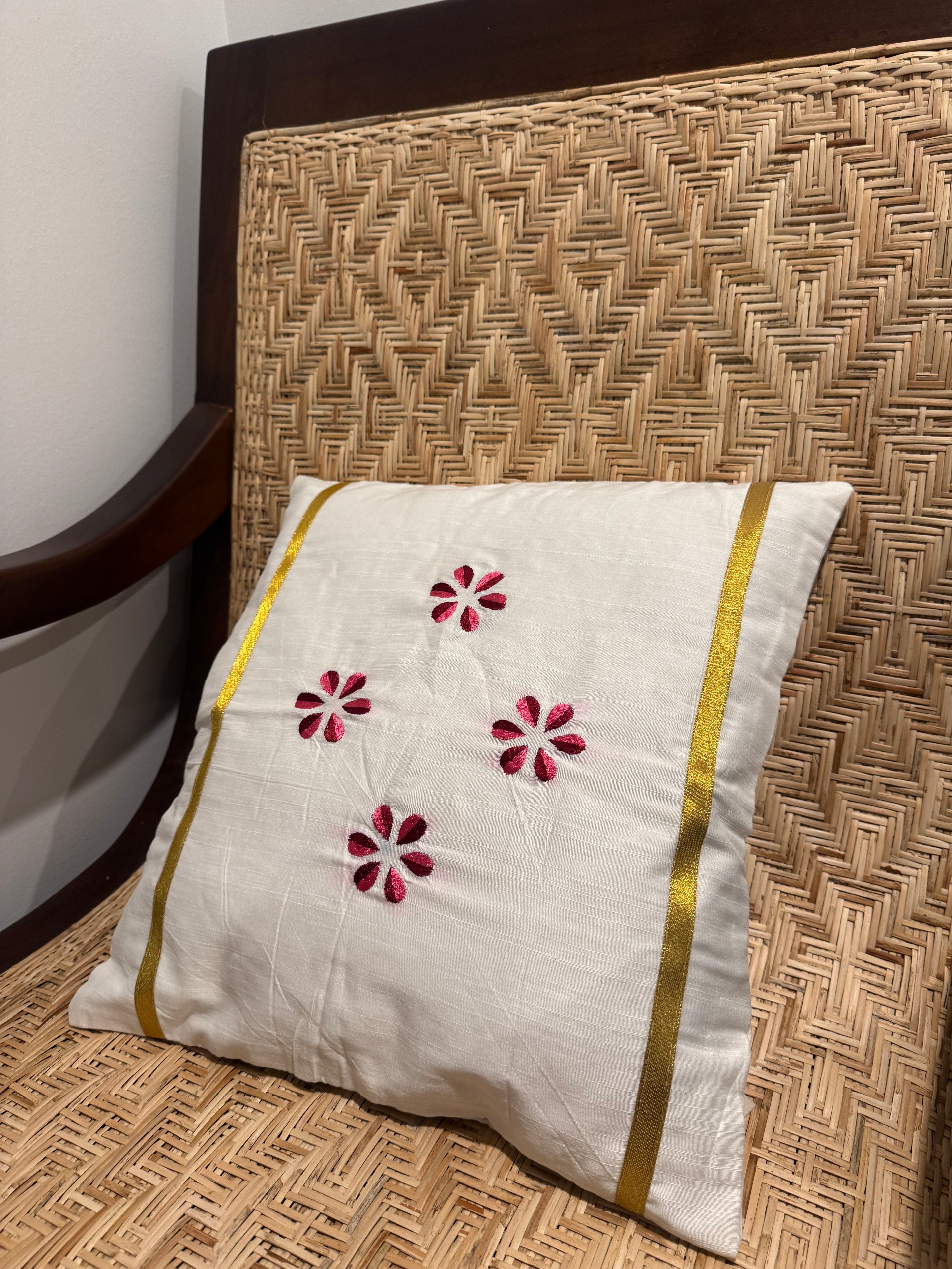 Onam themed cushion cover