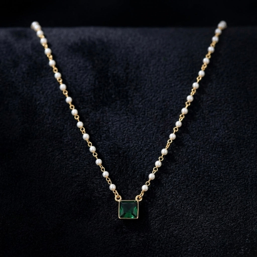 Ivy Pearl Neckpiece (Green)
